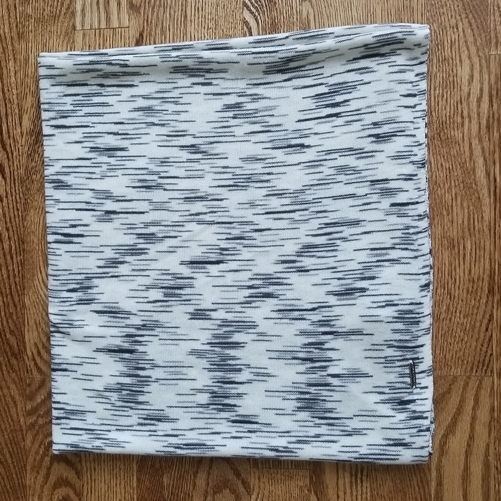 Calvin Klein Heathered Infinity Scarf ❤ Ultra Soft and Comfortable 🥰